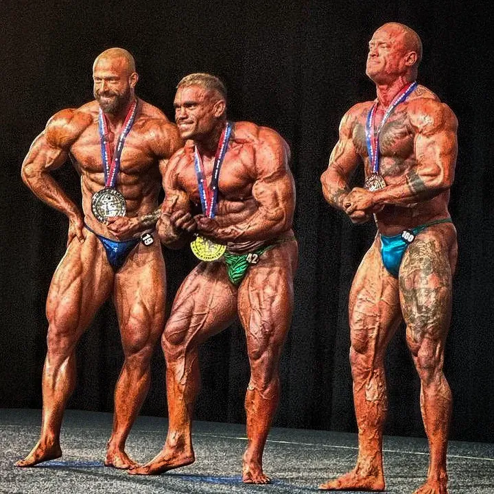 Chris Skogberg with medal, IFBB Pro League Australian Amateur Grand Prix 2023